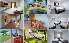 Casa Temporada Ubatuba próxima à praia, check-in e out flexíveis com 5 vagas na garagem, wifi